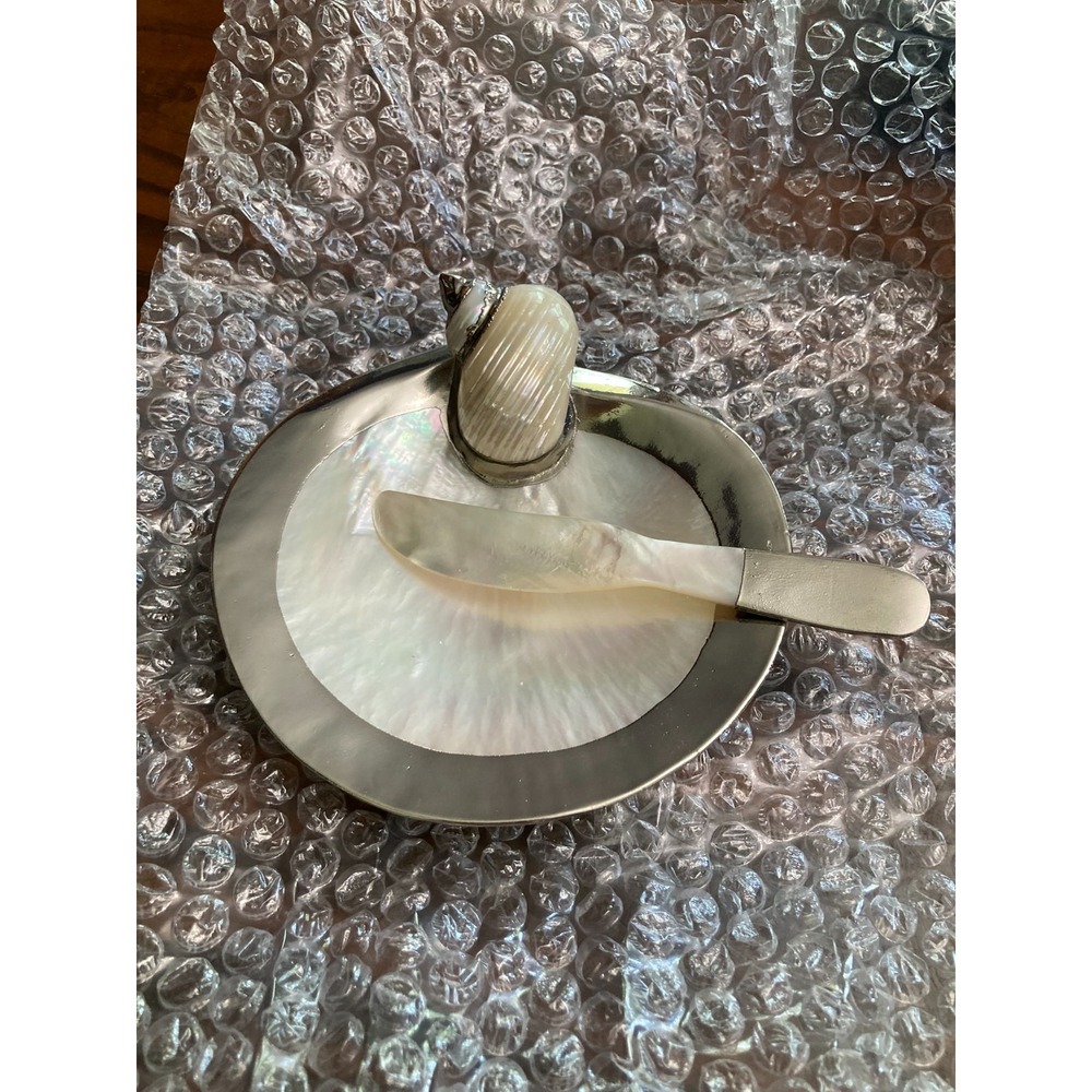Bombay Mother of Pearl Silver Caviar Plate with Serving Knife in Box 5" Wide